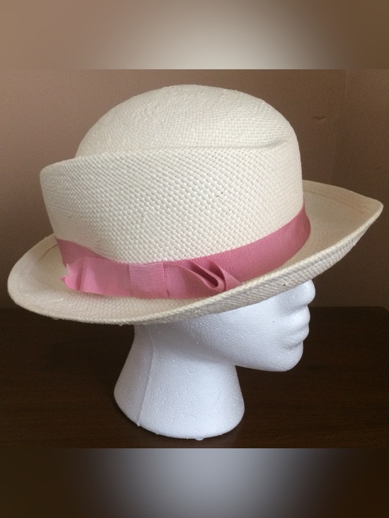 Easton Accessories - Eaton Cream Straw cloche-style/ Panama Hat with Pink Ribbon trim 21 1/2”